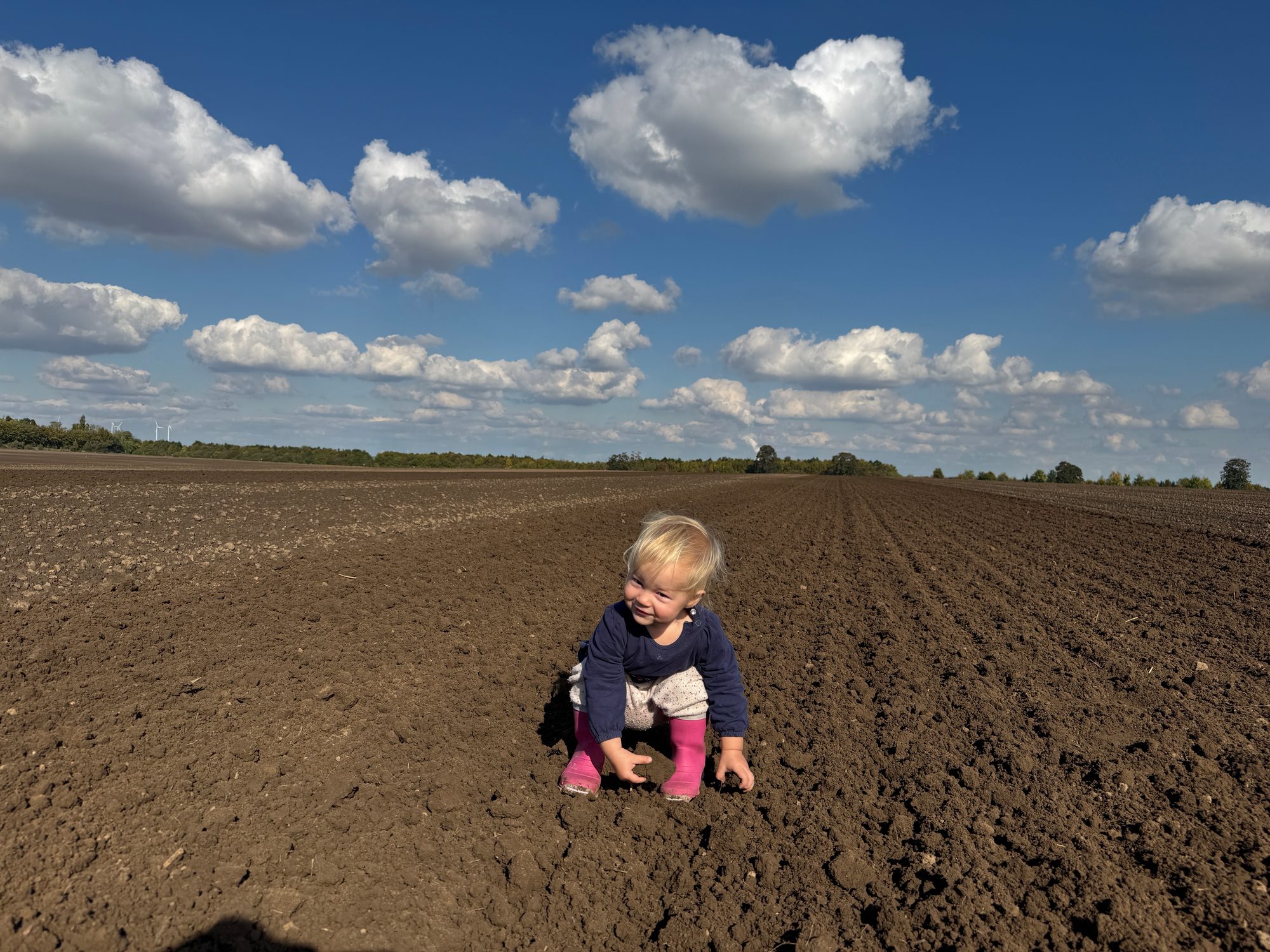 Kind auf dem Feld – Verantwortung für die nächste Generation